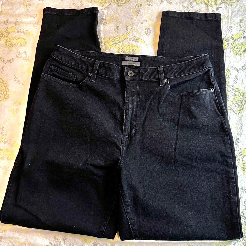 LL Bean Woman’s Classic Fit Black Jean Size 16